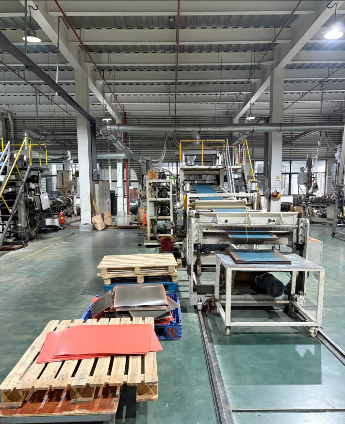 luggage factory